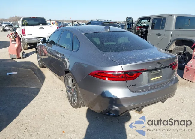 SAJBG4FX2MCY88742: 44213799