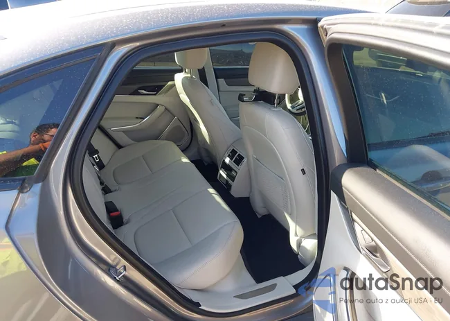 SAJBG4FX2MCY88742: 44213799