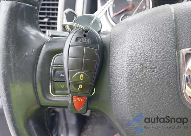 1C6RD6LT2CS349102: 44213810