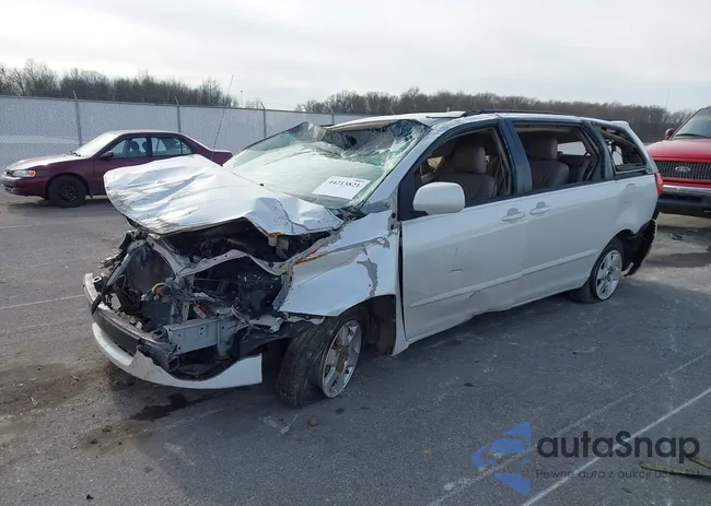 5TDZK22C48S212820: 44213821