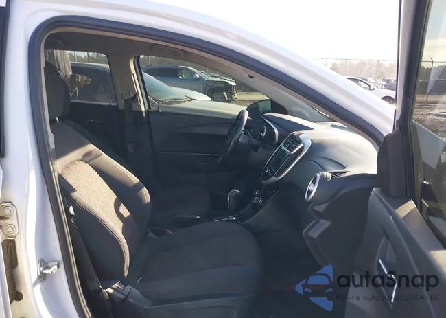 1G1JD6SB6J4115456: 44213835