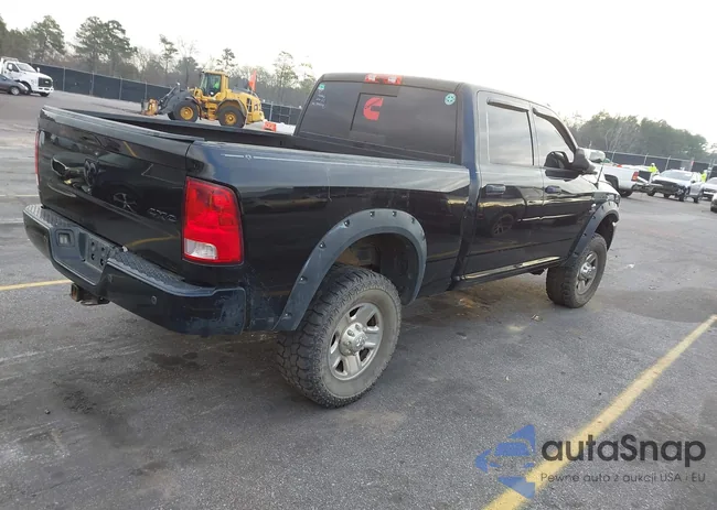 3C6UR5DL7EG291826: 44213887