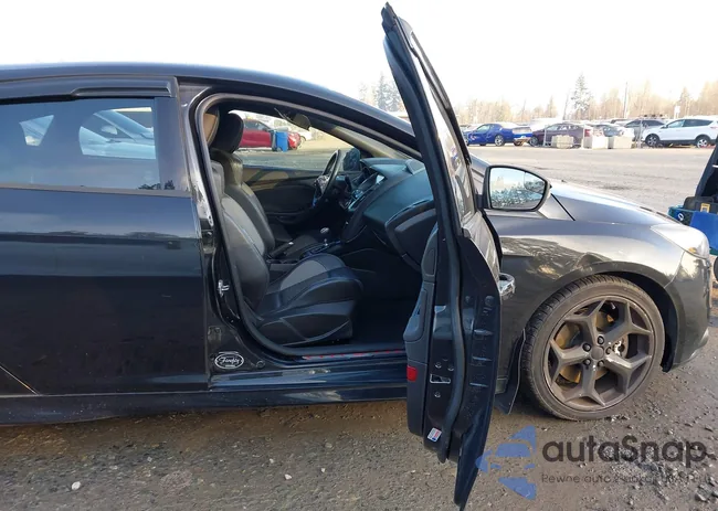 1FADP3L9XDL126630: 44213321