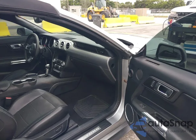 1FATP8UH0L5106064: 44213370