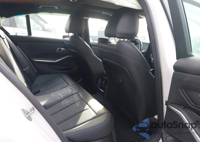 3MW39FF04R8E48545: 44214387