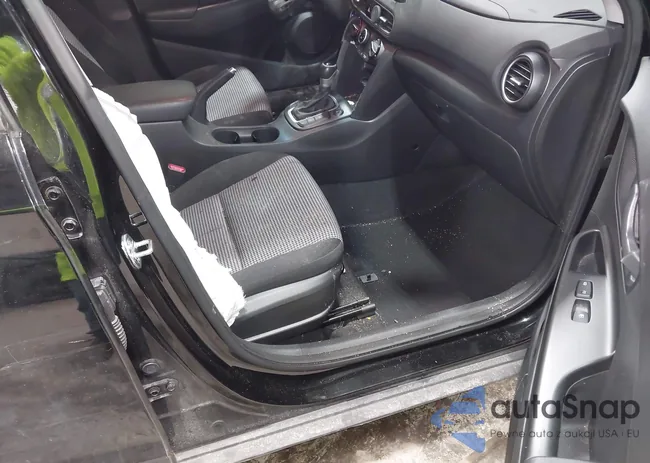 KM8K2CAA4MU677901: 44214396