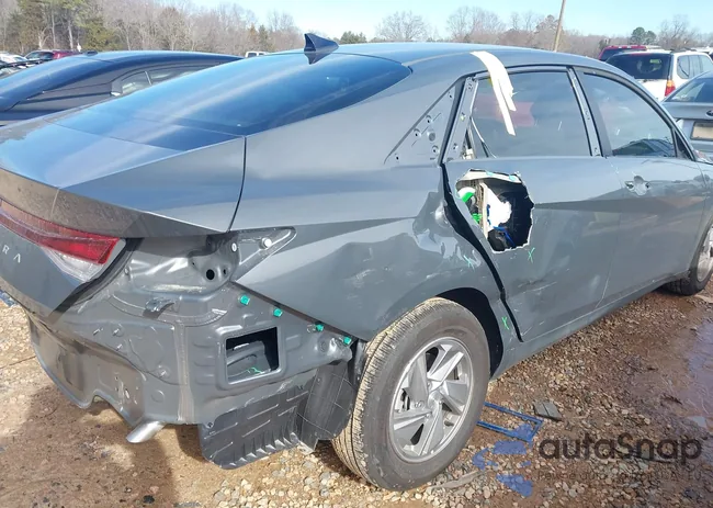 KMHLL4DG2SU052143: 44214422