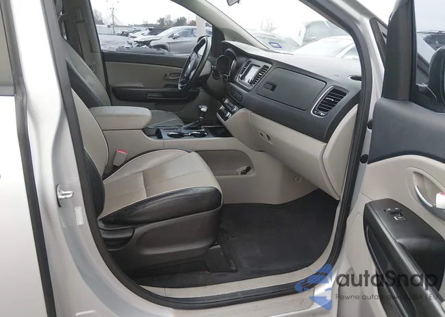 KNDMB5C15K6510518: 44214531