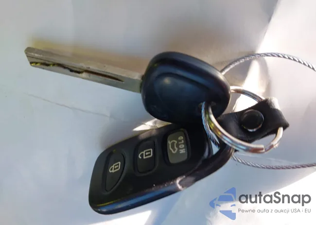 KMHTC6AD4FU237905: 44214636