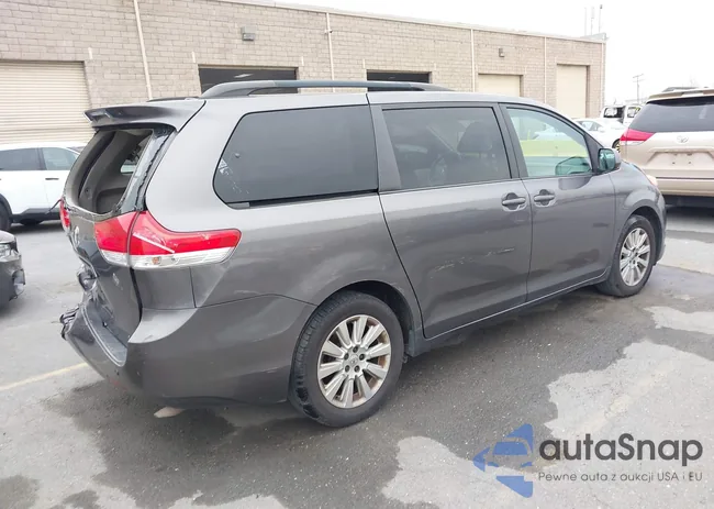 5TDJK3DCXCS045842: 44214658