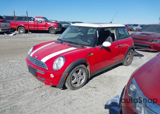 WMWRC33556TK15711: 44214721