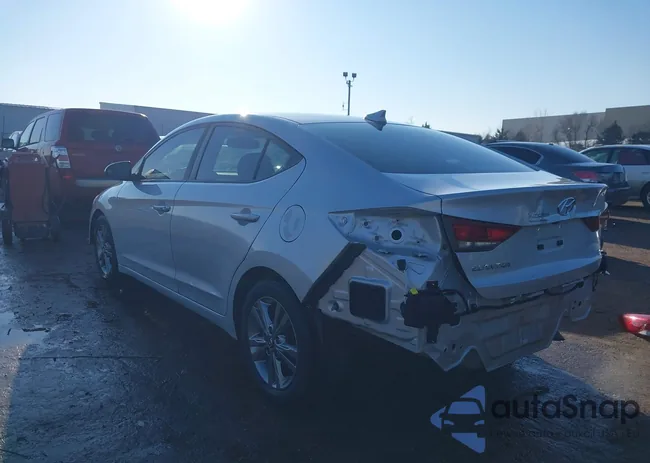 KMHD84LF5HU247080: 44214847