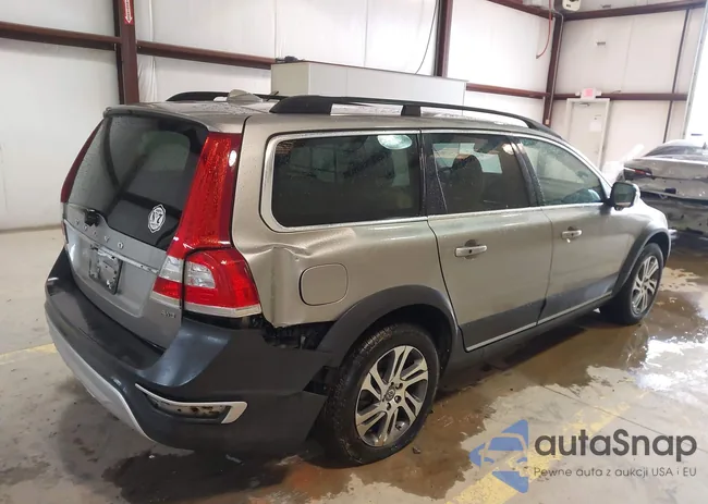 YV4952NB3F1194585: 44214871