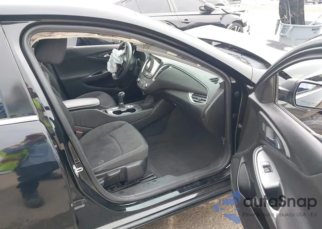 1G1ZB5ST3LF112923: 44214955