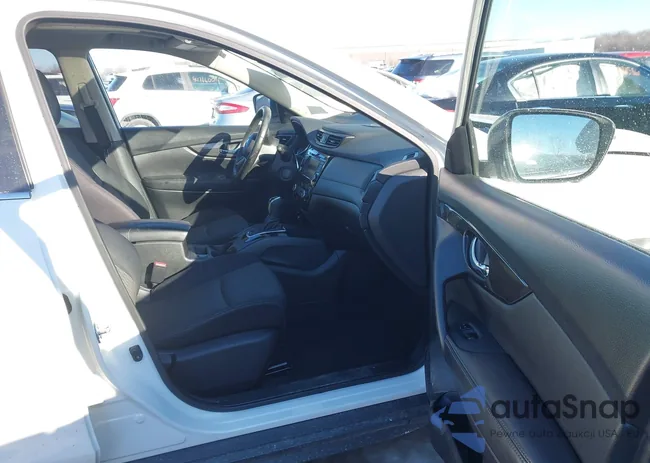 JN8AT2MV8JW311594: 44214977