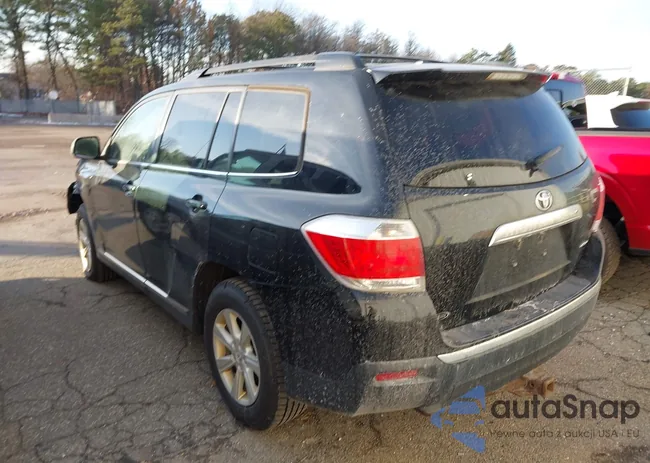 5TDBK3EH9CS119038: 44213980