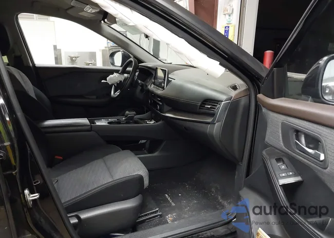 JN8BT3BA7PW418252: 44214183