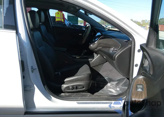 1G1ZH5SX1HF230977: 44215458