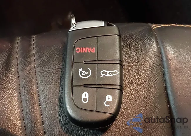 2C3CCAGGXJH309098: 44215524