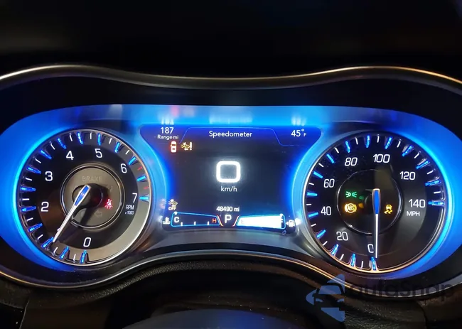 2C3CCAGGXJH309098: 44215524