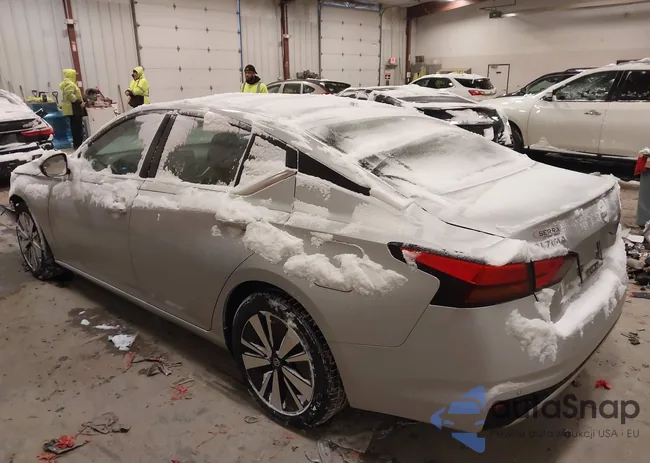 1N4BL4DVXNN385449: 44215569