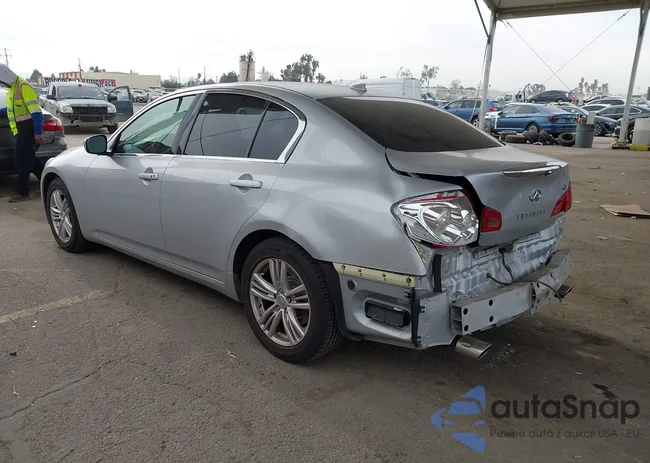 JN1CV6AP7DM305638: 44215625