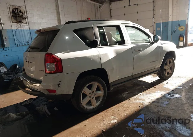 1C4NJDCB3CD514509: 44215627