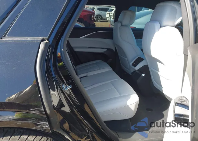 1GYKPPRL7RZ141502: 44215653