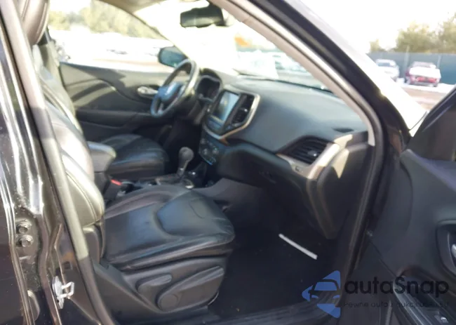 1C4PJMDSXFW673706: 44215804