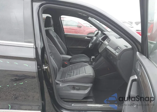 3VV4B7AX7RM072339: 44215870