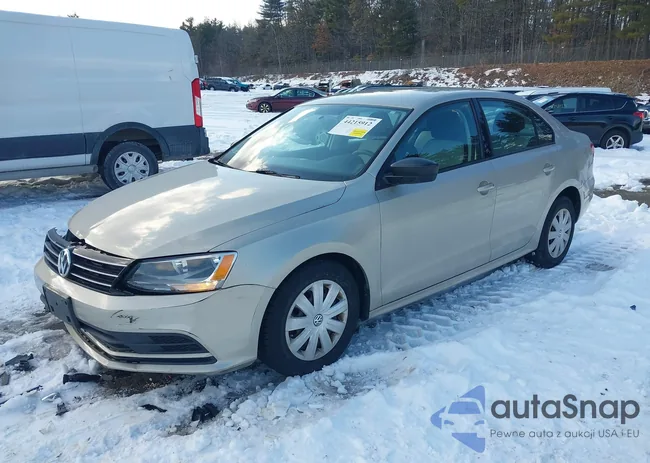 3VW2K7AJ2FM348047: 44215912