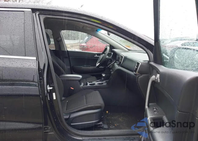 KNDPM3AC9J7307737: 44215917