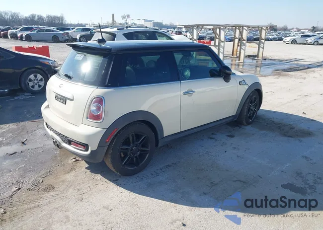 WMWSV3C5XDT393168: 44215113