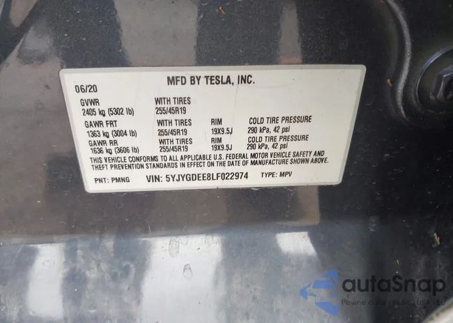 5YJYGDEE8LF022974: 44215141