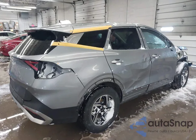 KNDPU3AF5P7091761: 44215196