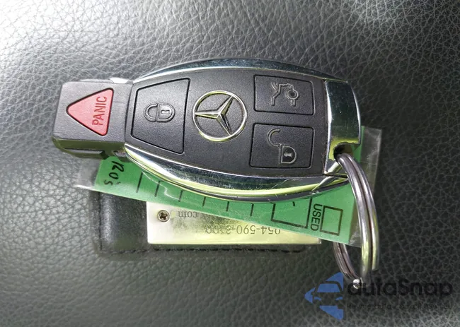 WDDSJ4EB2EN028325: 44215355