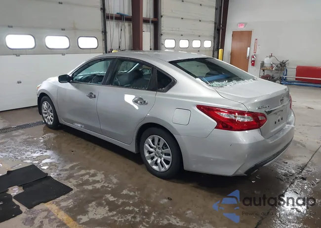 1N4AL3AP6GC152209: 44216400