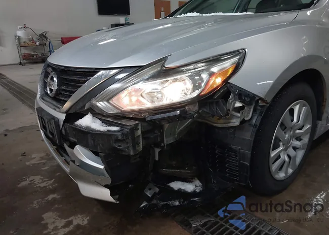 1N4AL3AP6GC152209: 44216400