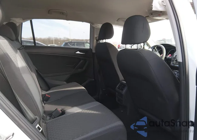 3VV0B7AX2MM007292: 44216450