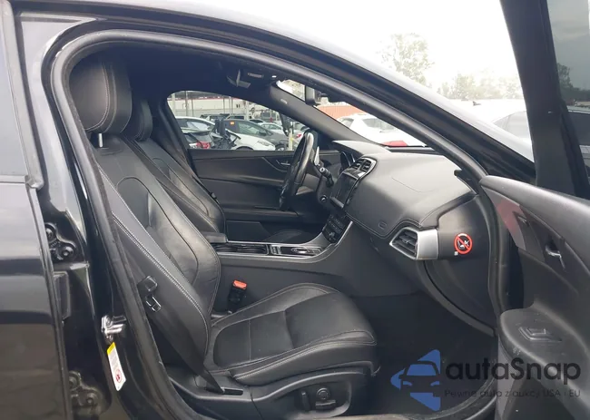 SAJAL4BV0HCP14945: 44216467