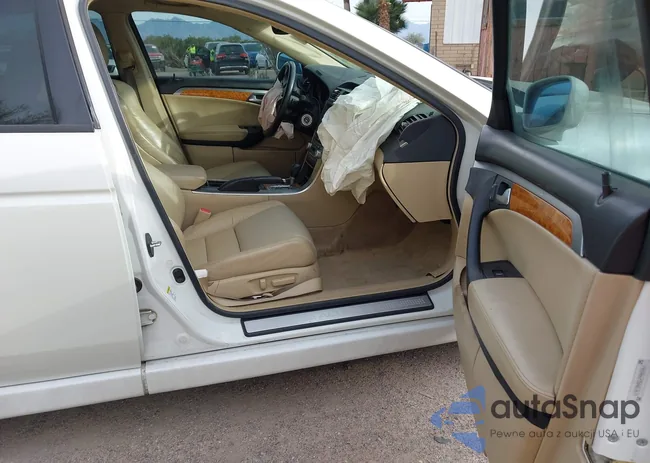 19UUA66235A037671: 44216473