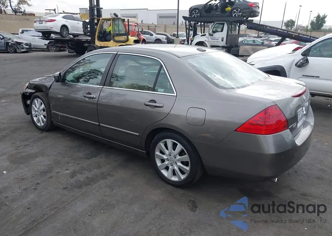 1HGCM66596A020047: 44216587