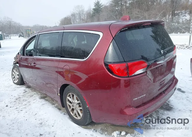 2C4RC1DG3JR139056: 44216806