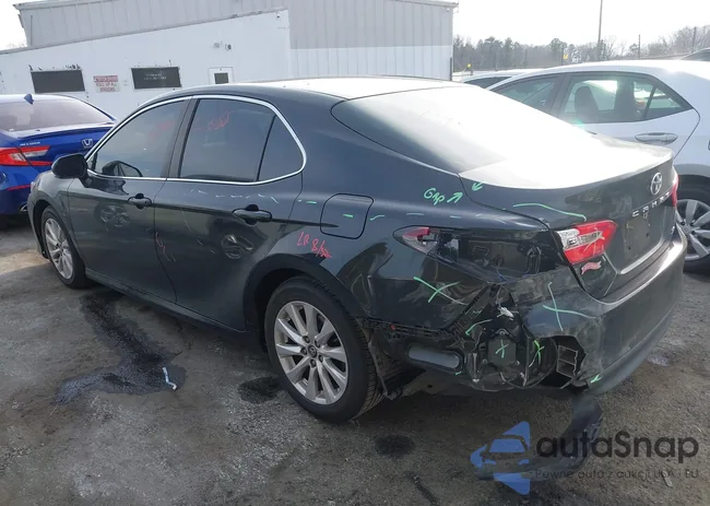 4T1B11HK6JU017084: 44216902