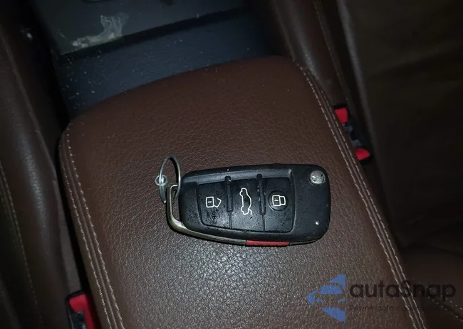 WAUGUGFF0K1011243: 44216910