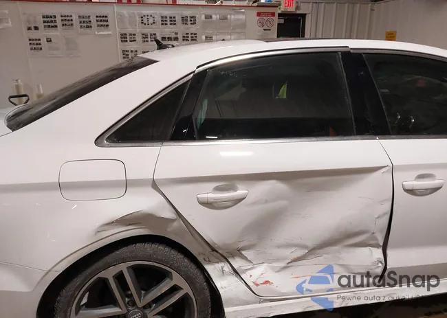 WAUGUGFF0K1011243: 44216910