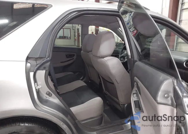 JF1GG61687H819453: 44216951