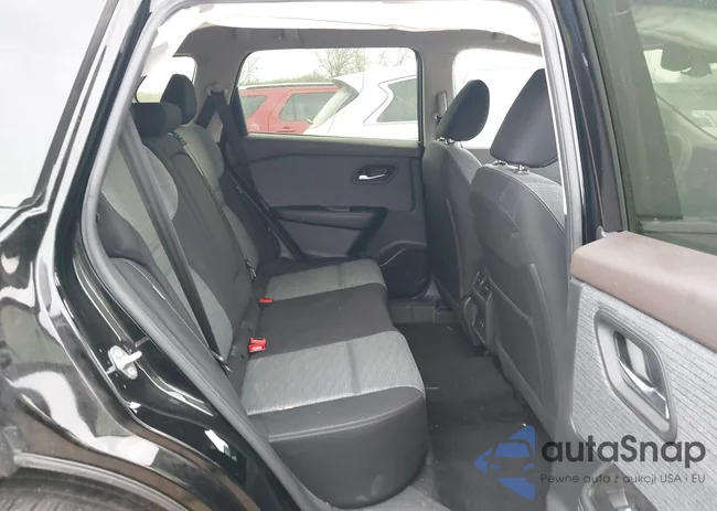 JN8BT3BA5PW433395: 44216979