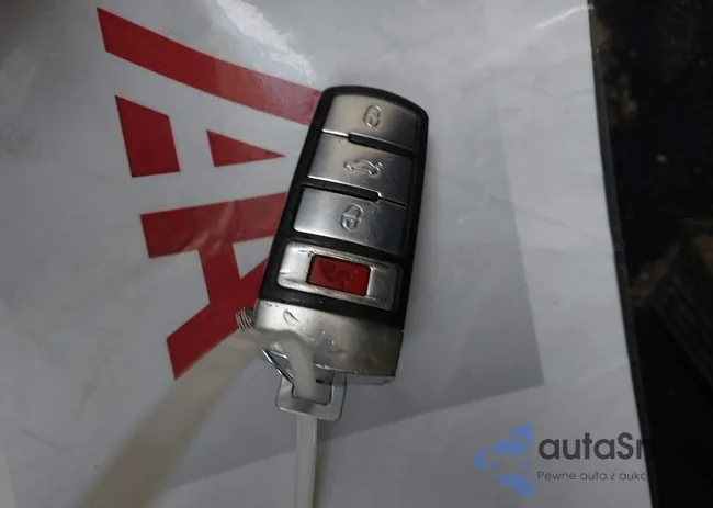 WVWMN7AN0CE513987: 44215996