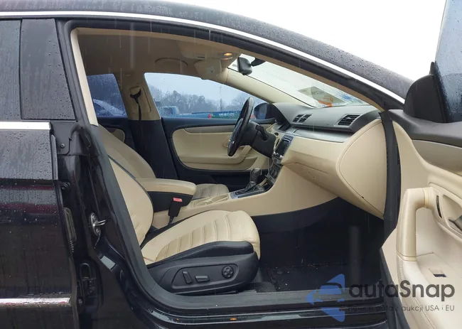 WVWMN7AN0CE513987: 44215996